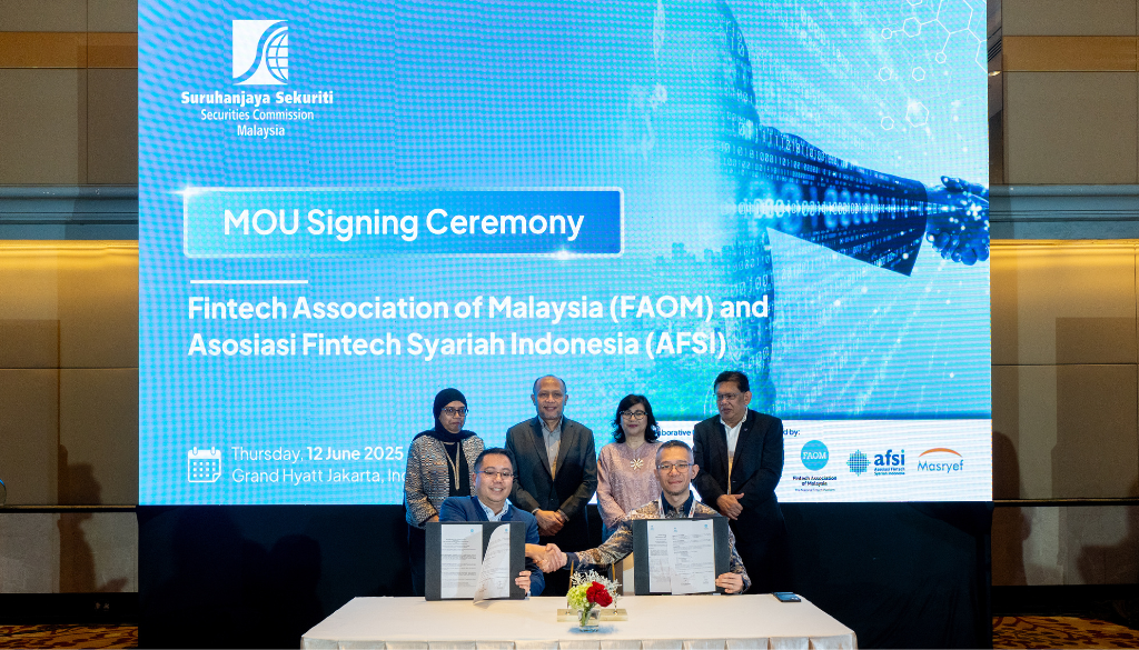 the Memorandum of Understanding (MoU) signing between AFSI and the Fintech Association of Malaysia (FAOM).